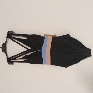 Spectacular BNWT SANDFLOWER 1pc